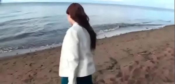 Eva Lets Her Man Put It Inside Her At The Beach
